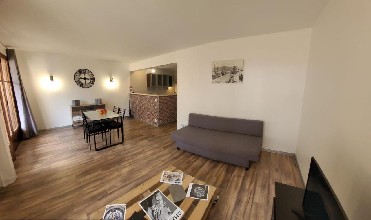 Apartamento Au Calme, 200M Du Centre T2 Avec Balcon Et Parking Cassis Exterior foto