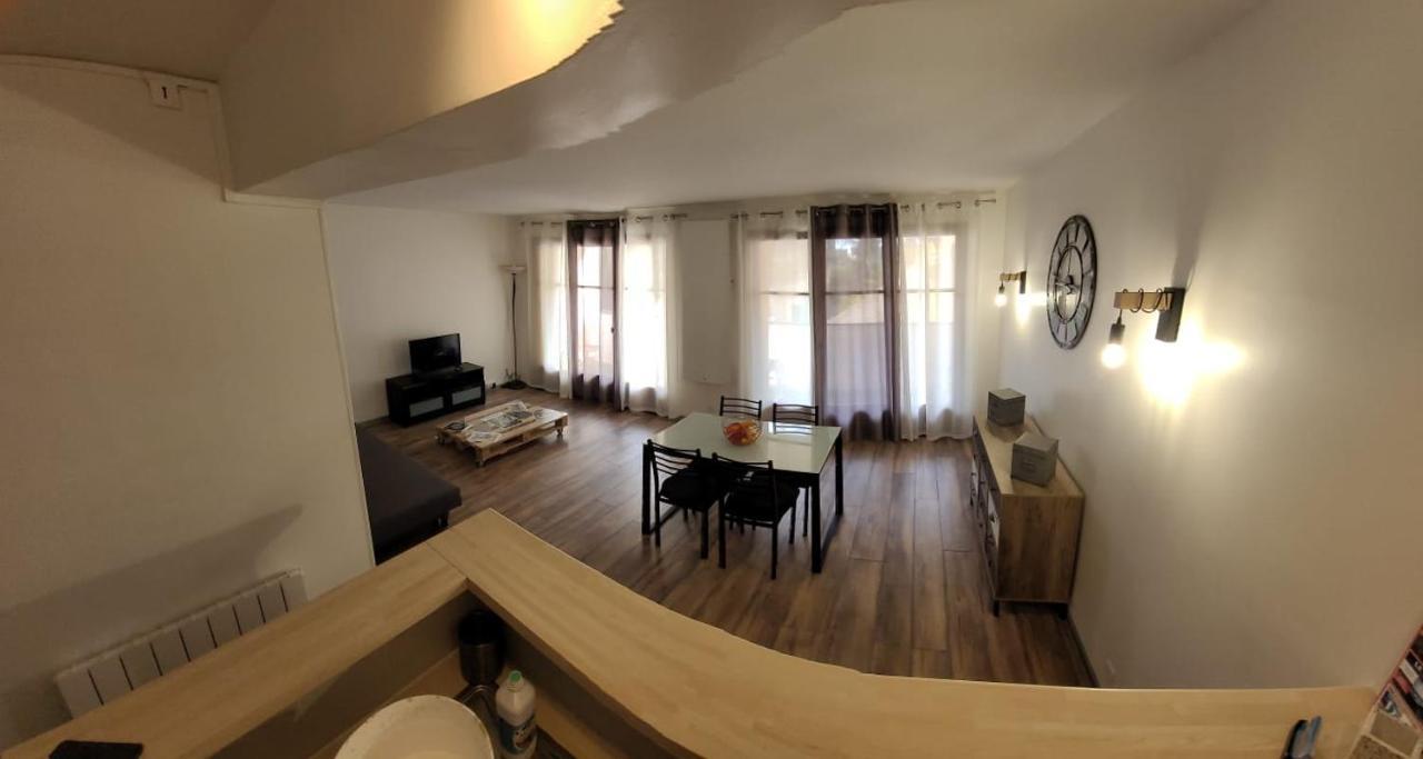 Apartamento Au Calme, 200M Du Centre T2 Avec Balcon Et Parking Cassis Exterior foto